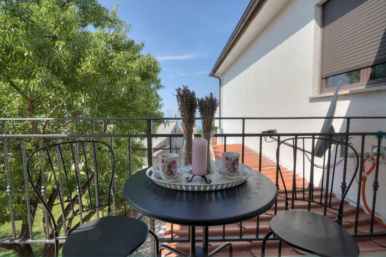 Apartment Franko Senj  Esterno foto